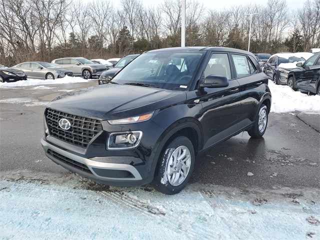 2026 Hyundai Venue SE Image 1 of 30
