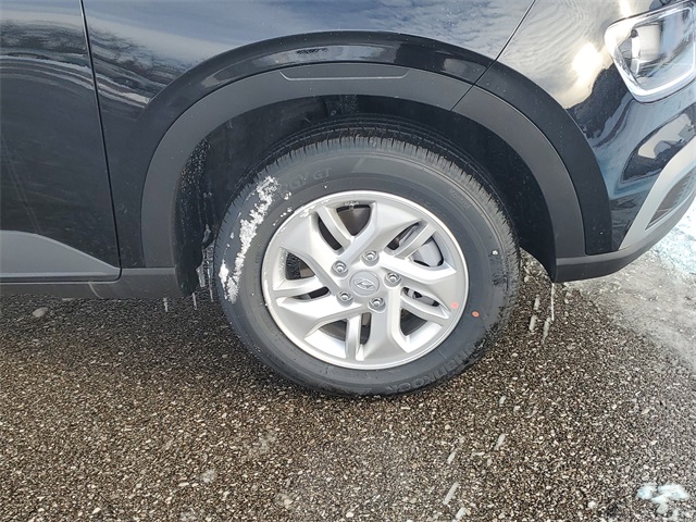 2026 Hyundai Venue SE Image 6 of 30