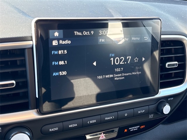 2026 Hyundai Venue SE Image 12 of 14