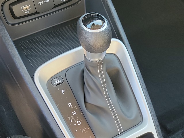 2026 Hyundai Venue SE Image 19 of 29