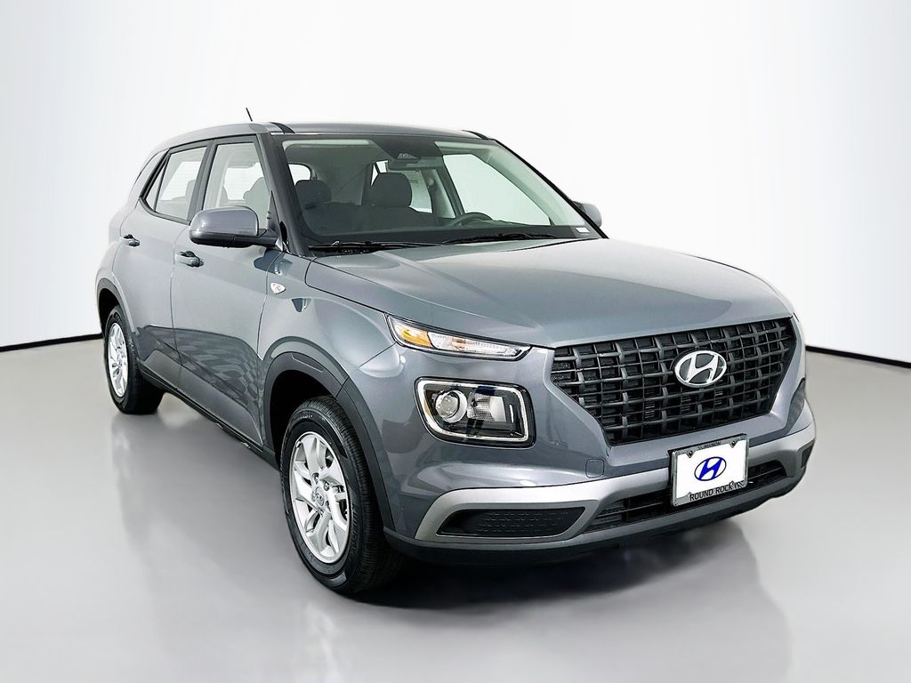 2026 Hyundai Venue SE Image 3 of 22