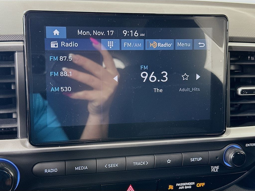 2026 Hyundai Venue SE Image 11 of 22