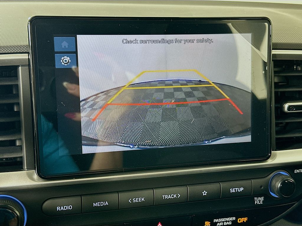 2026 Hyundai Venue SE Image 12 of 22