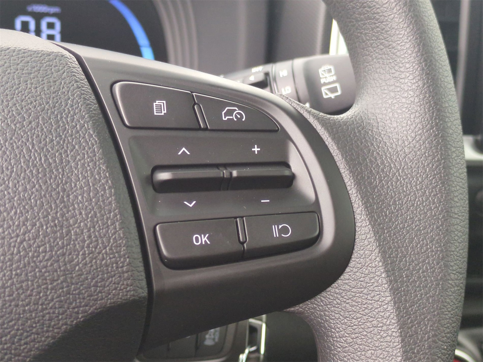 2026 Hyundai Venue SE Image 21 of 32