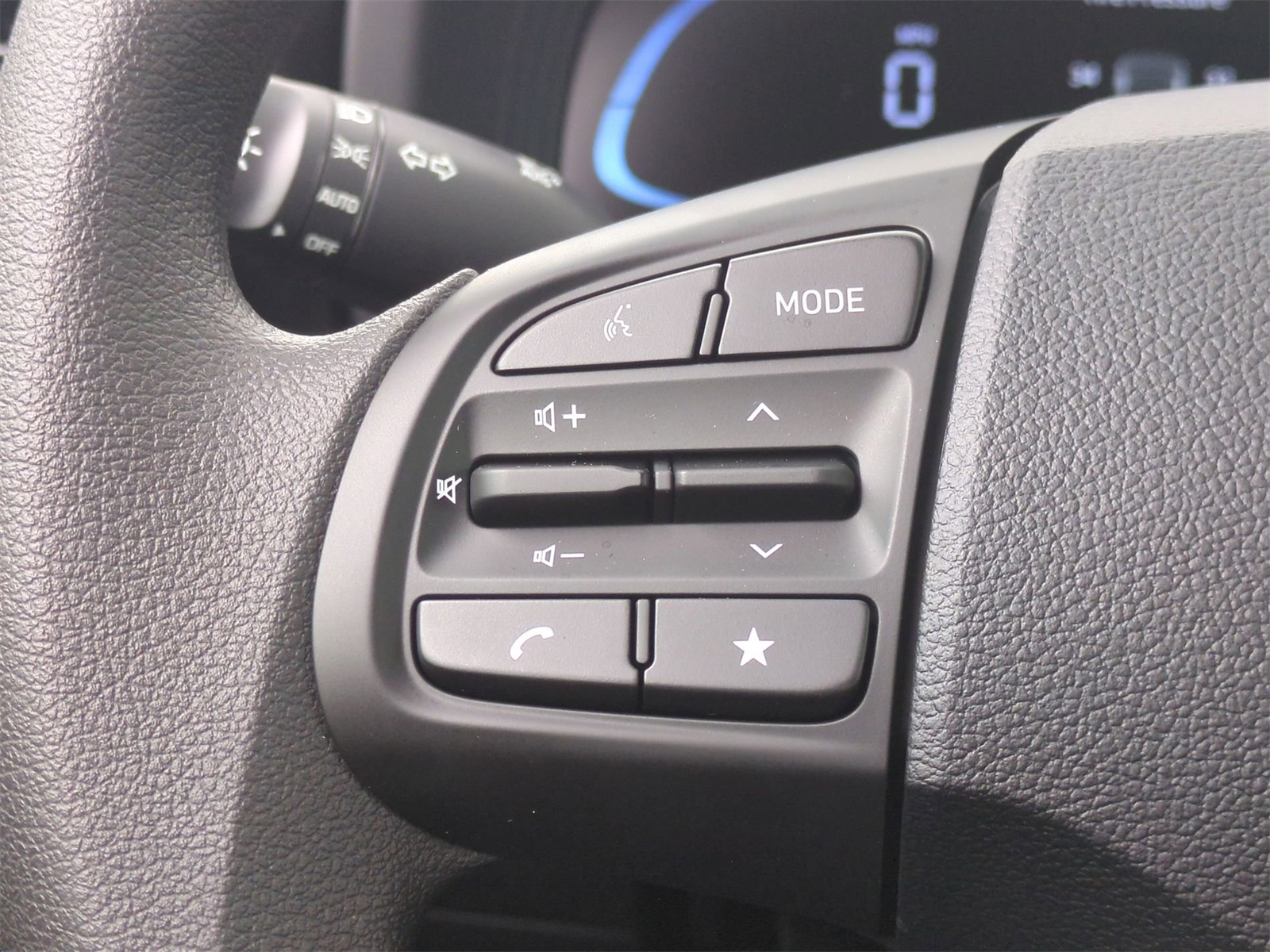 2026 Hyundai Venue SE Image 26 of 32