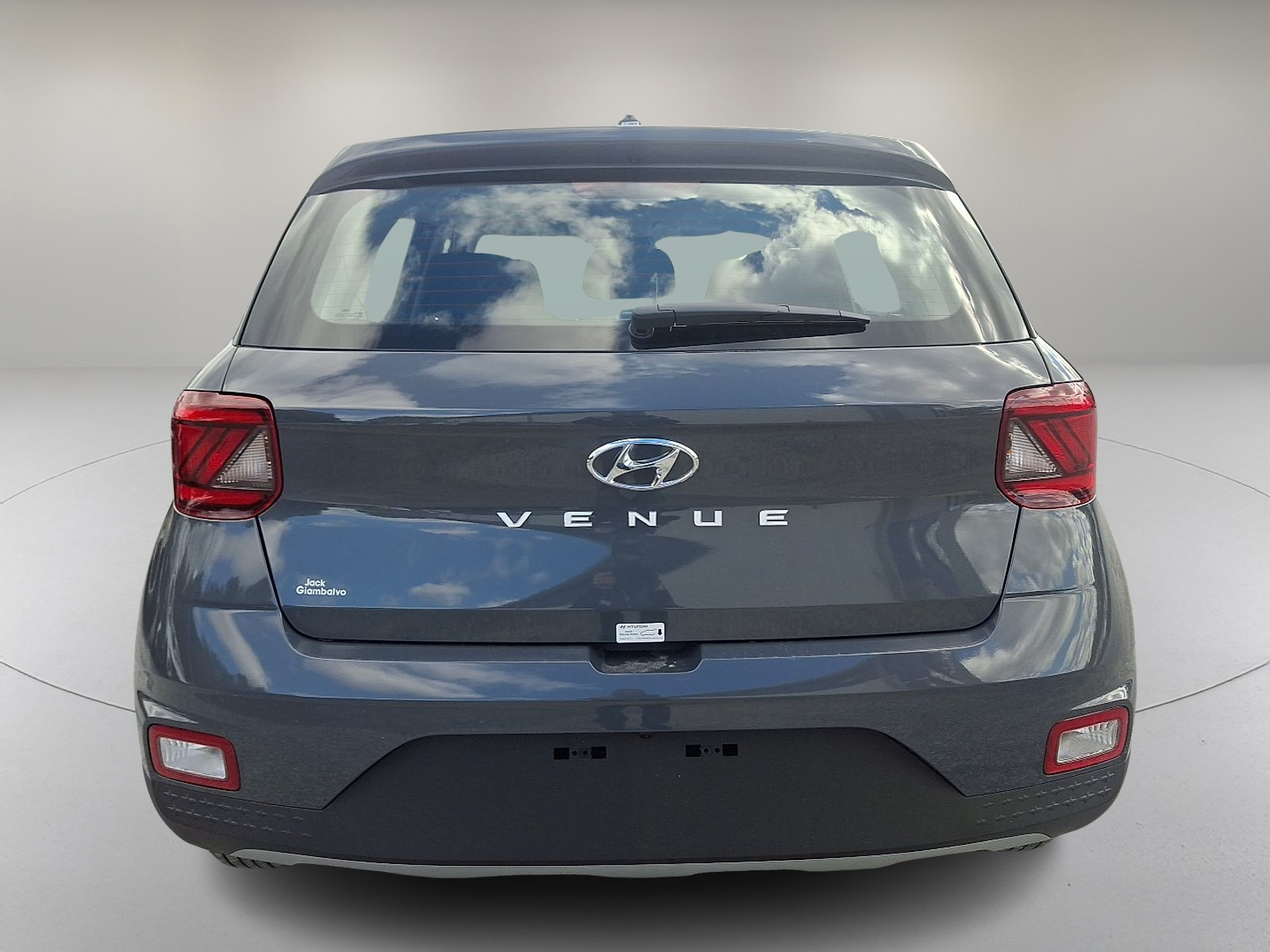 2026 Hyundai Venue SE Image 6 of 20