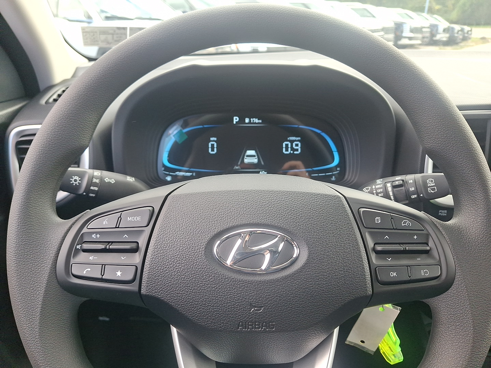 2026 Hyundai Venue SE Image 18 of 20