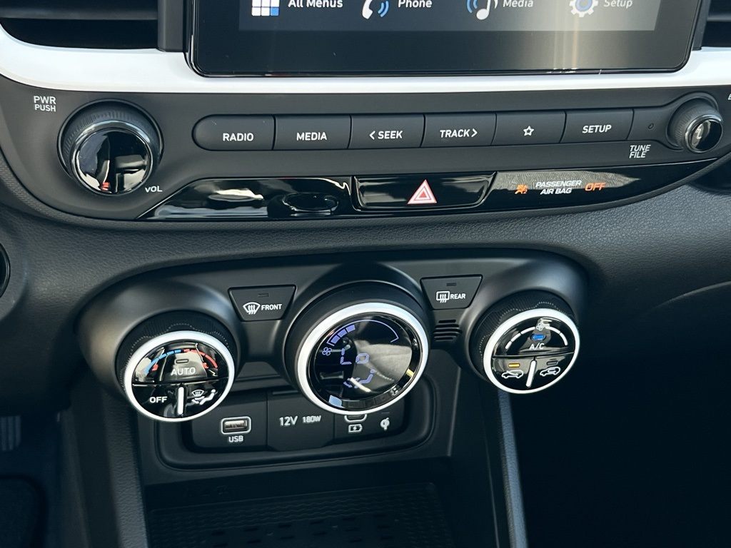 2026 Hyundai Venue SEL Image 11 of 16