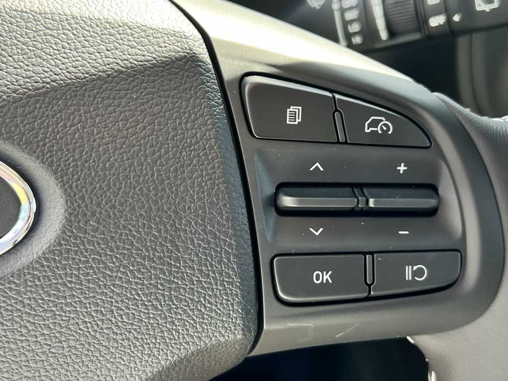 2026 Hyundai Venue SEL Image 15 of 16