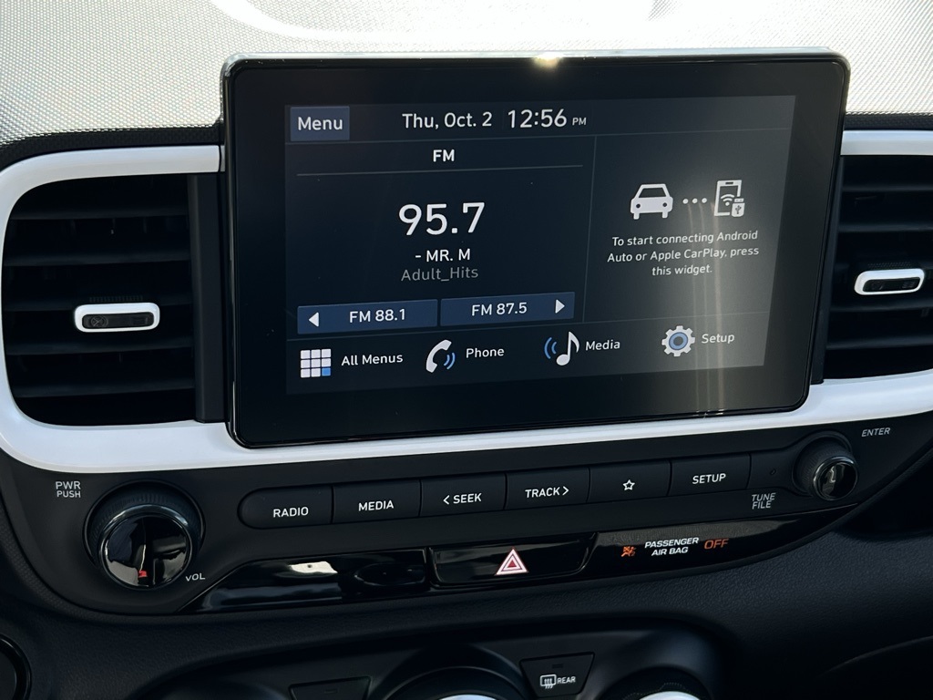 2026 Hyundai Venue SEL Image 10 of 16