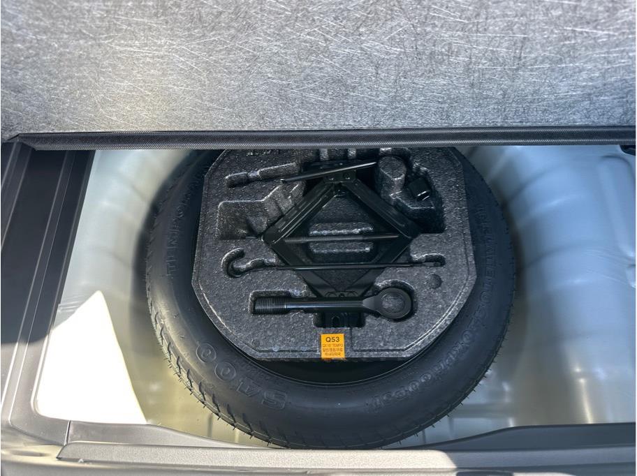 2026 Hyundai Venue SEL Image 17 of 24