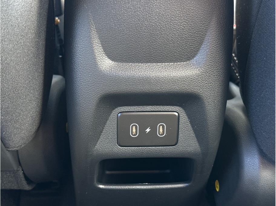 2026 Hyundai Venue SEL Image 19 of 24