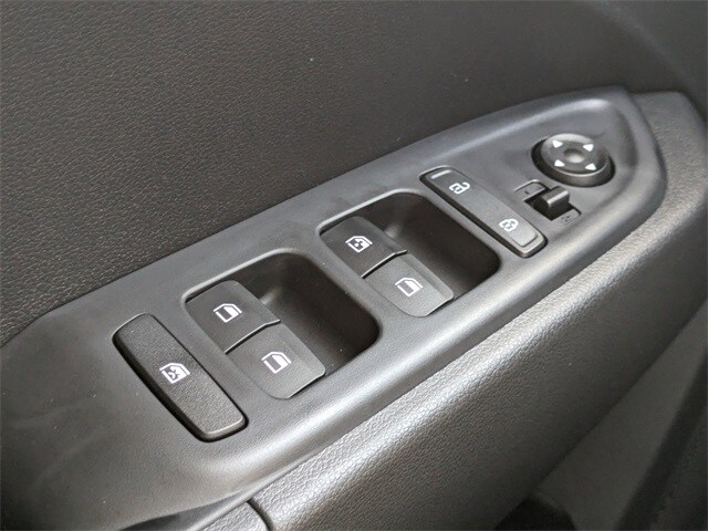 2026 Hyundai Venue SEL Image 20 of 28