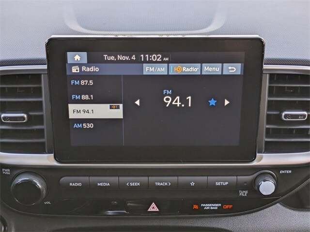 2026 Hyundai Venue SEL Image 14 of 28