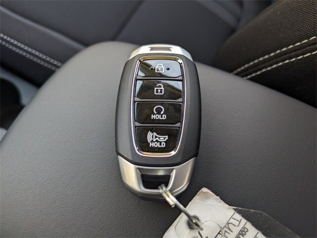 2026 Hyundai Venue SEL Image 19 of 28