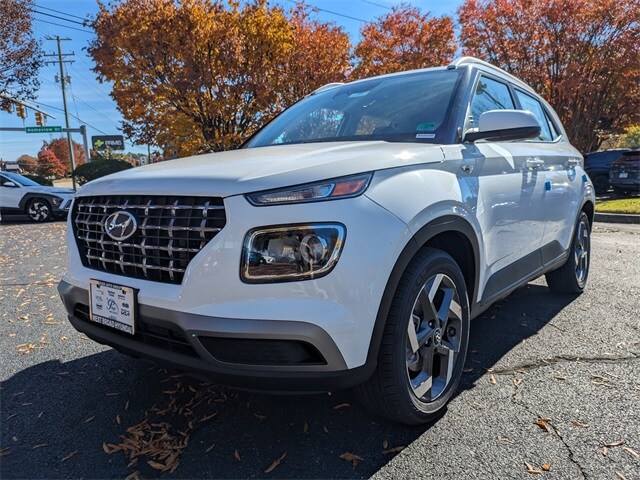 2026 Hyundai Venue SEL Image 27 of 28