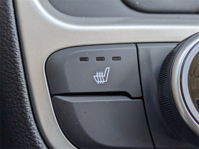 2026 Hyundai Venue SEL Image 17 of 28