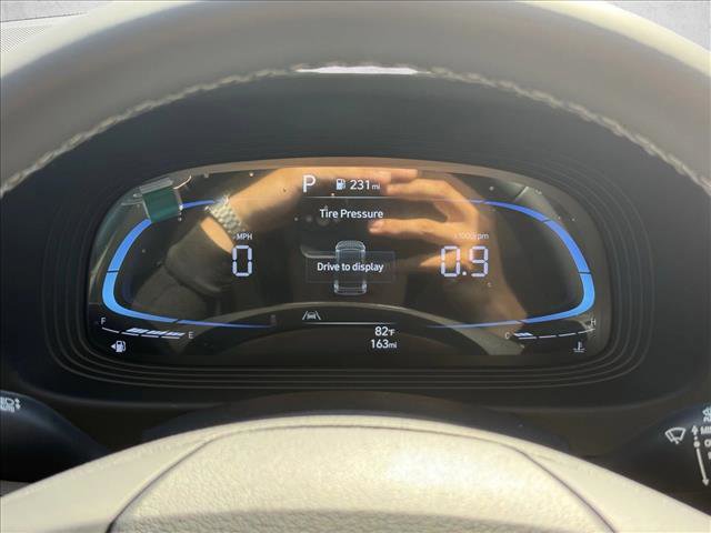 2026 Hyundai Venue SEL Image 13 of 18