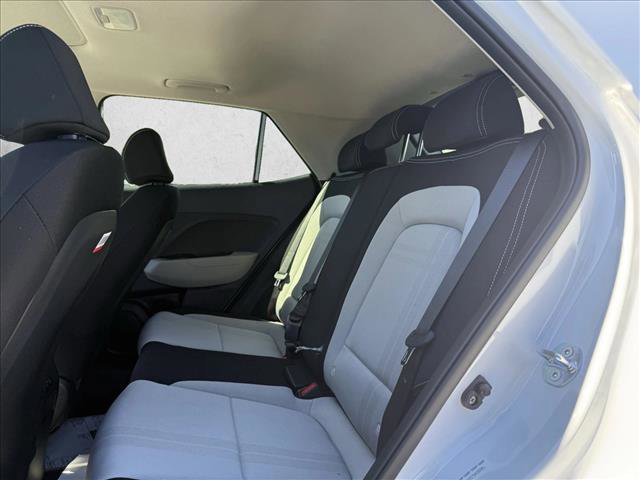 2026 Hyundai Venue SEL Image 10 of 18