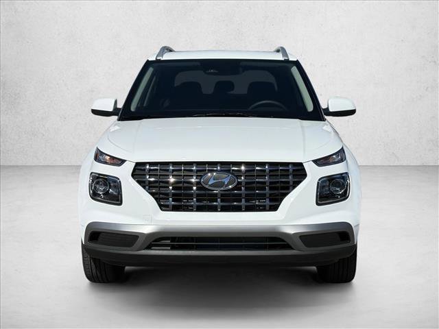 2026 Hyundai Venue SEL Image 2 of 18