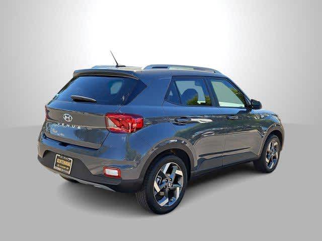2026 Hyundai Venue SEL Image 6 of 34