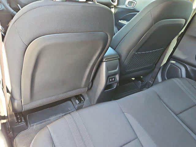 2026 Hyundai Venue SEL Image 14 of 34