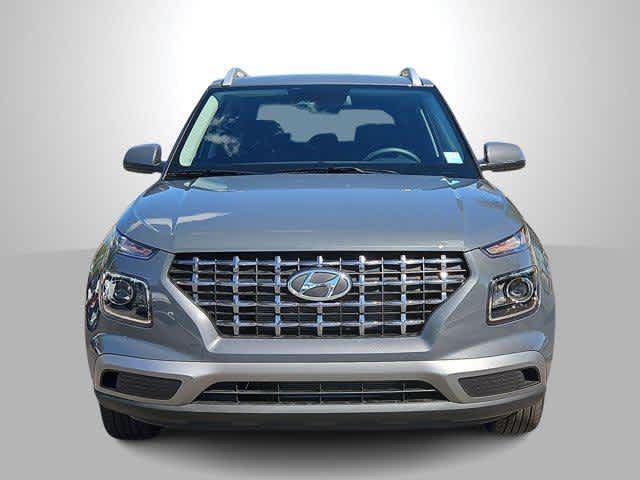 2026 Hyundai Venue SEL Image 3 of 34