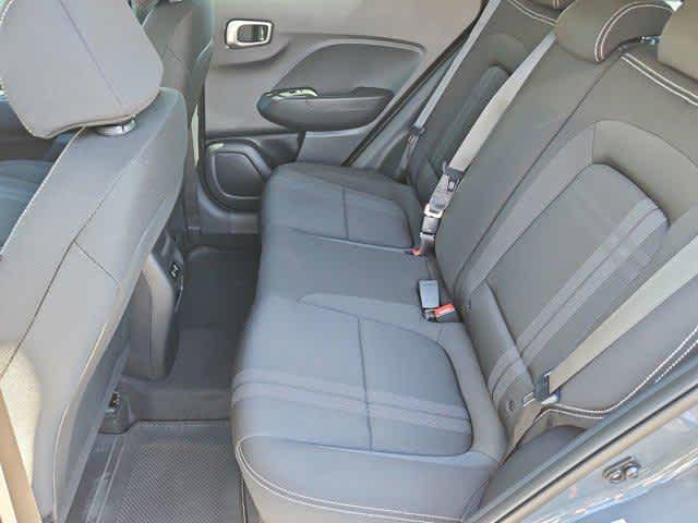 2026 Hyundai Venue SEL Image 17 of 34