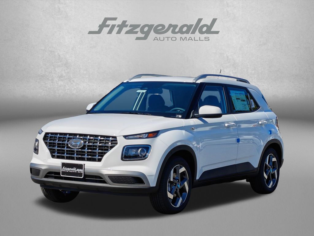 2026 Hyundai Venue SEL Image 1 of 28