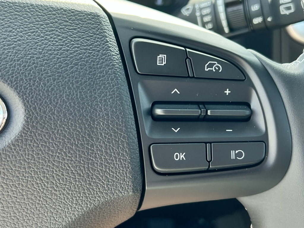 2026 Hyundai Venue SEL Image 13 of 16