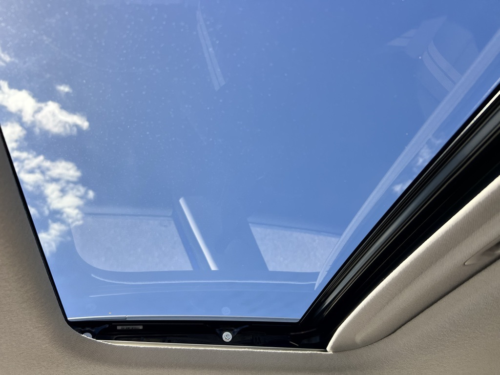 2026 Hyundai Venue SEL Image 11 of 16