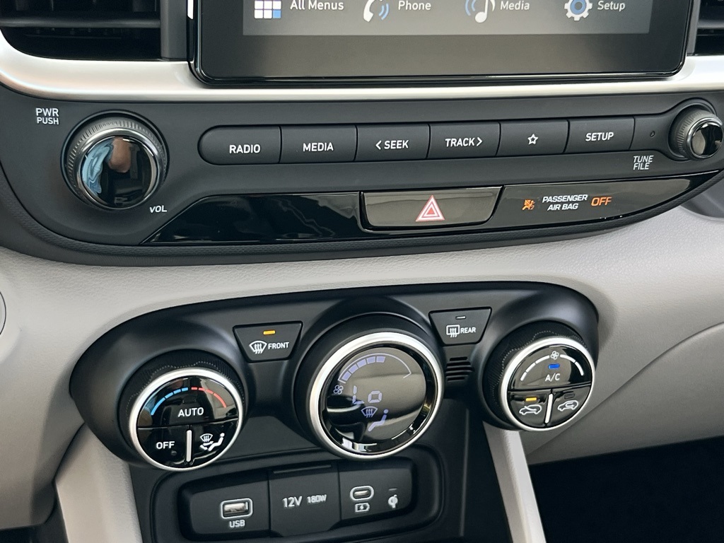 2026 Hyundai Venue SEL Image 11 of 16