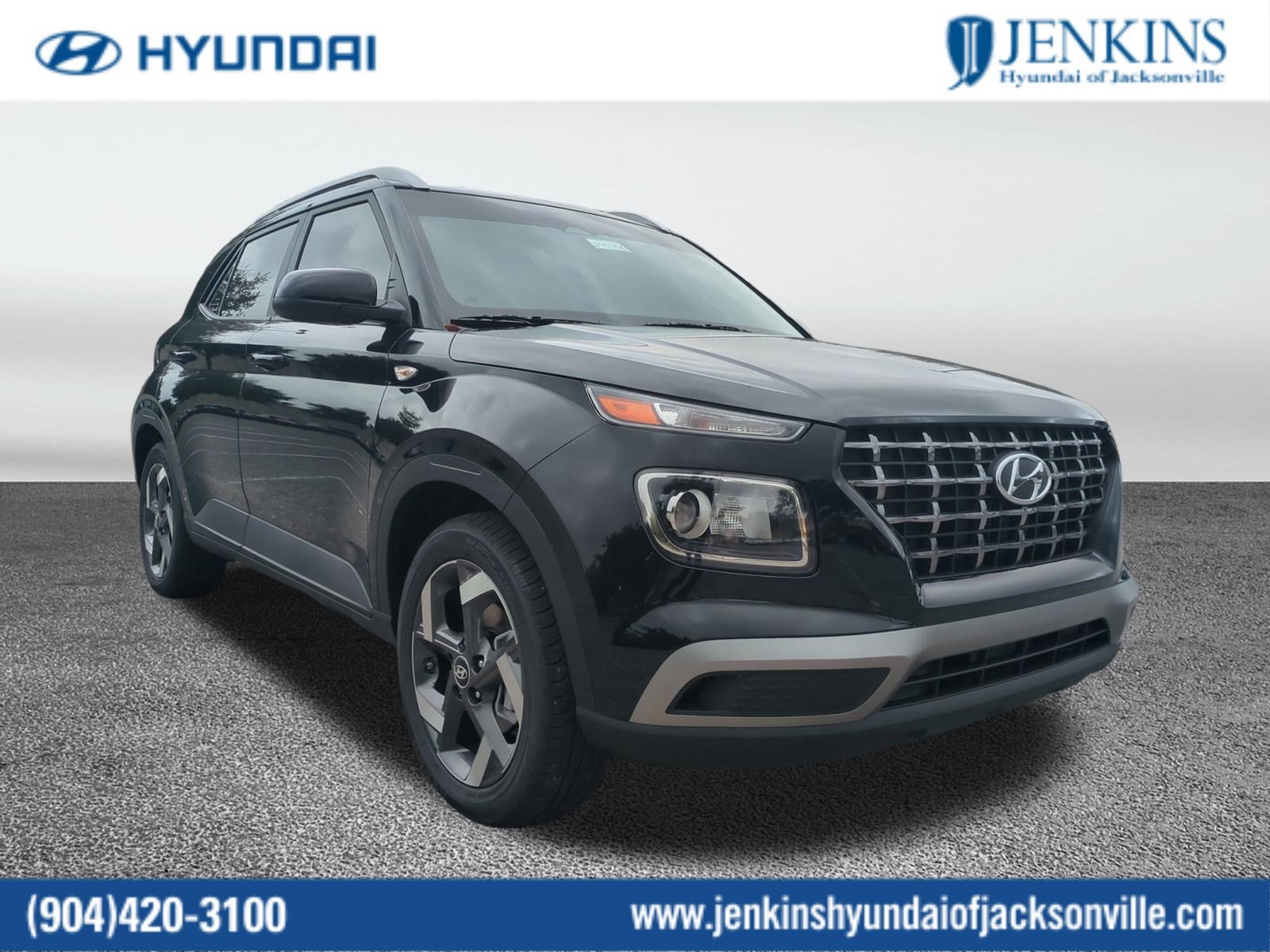 2026 Hyundai Venue SEL Image 4 of 36