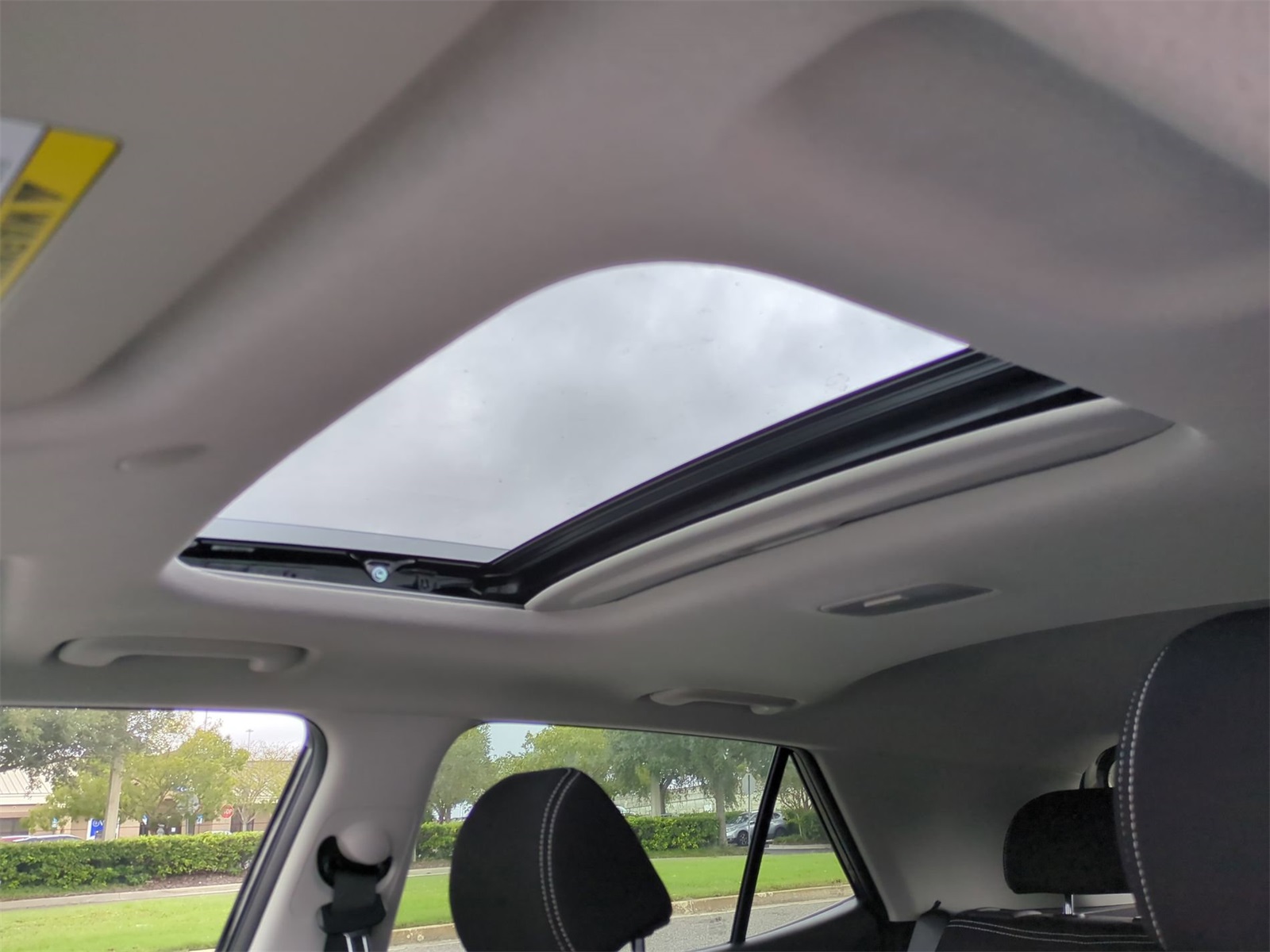 2026 Hyundai Venue SEL Image 29 of 36