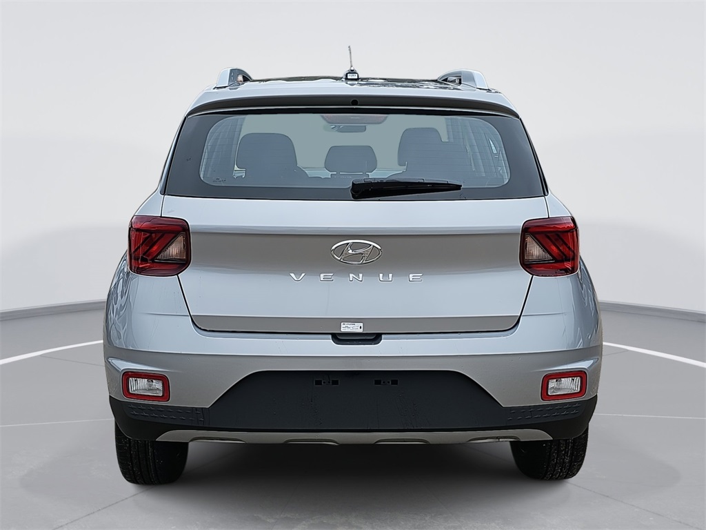 2026 Hyundai Venue SEL Image 6 of 34
