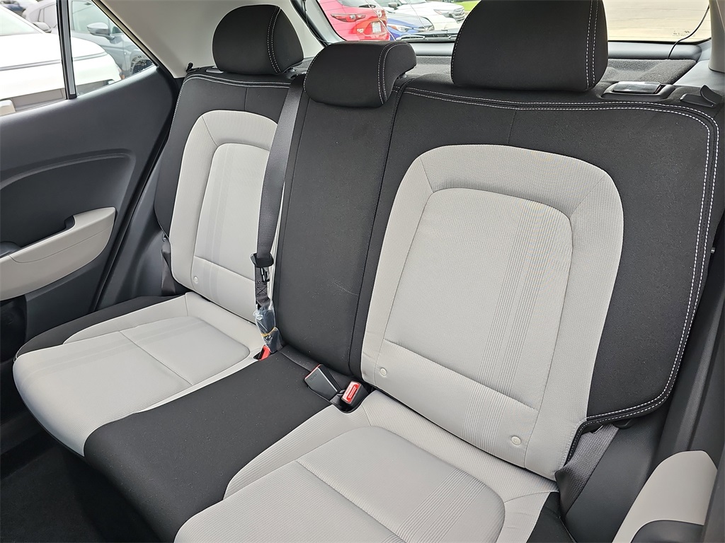 2026 Hyundai Venue SEL Image 13 of 34