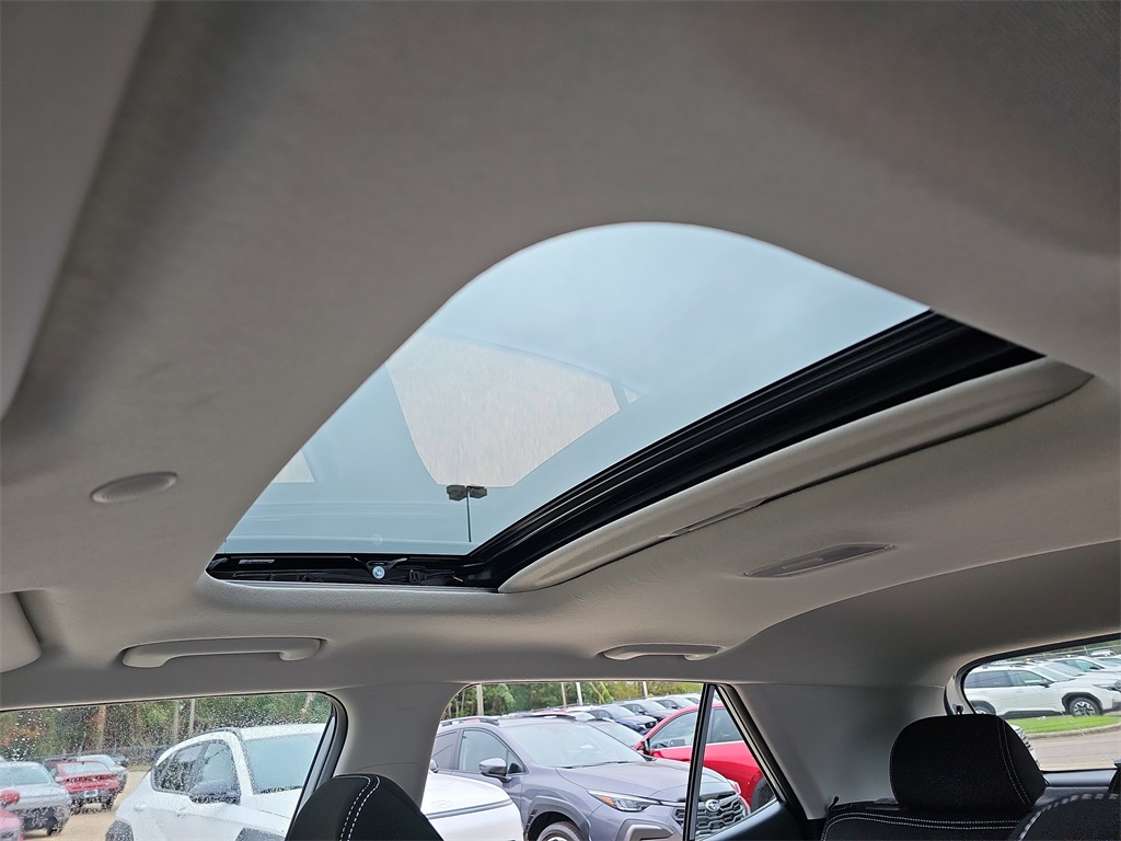 2026 Hyundai Venue SEL Image 18 of 34