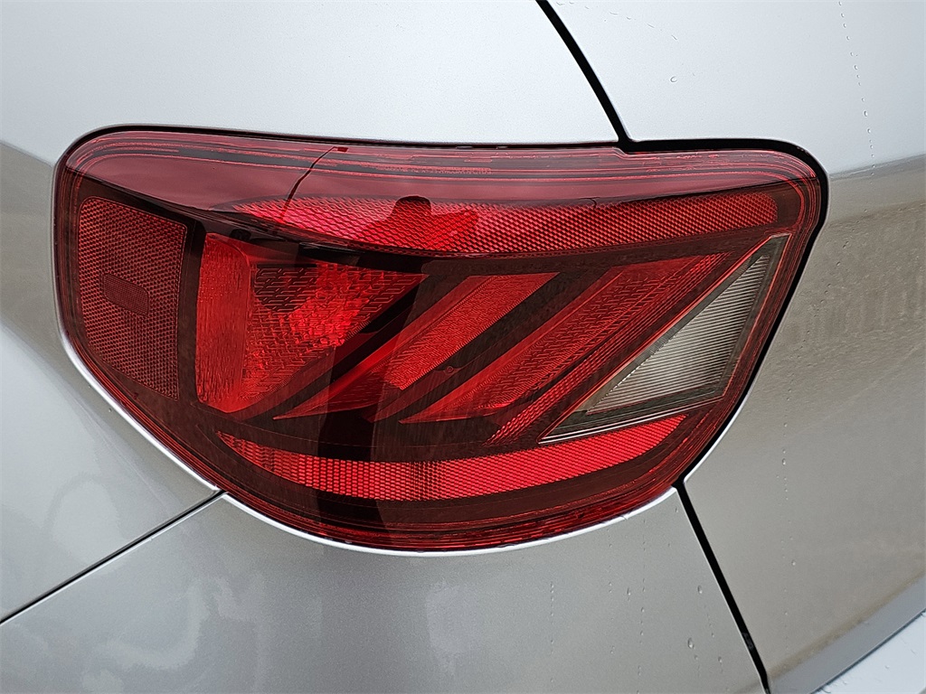 2026 Hyundai Venue SEL Image 32 of 34