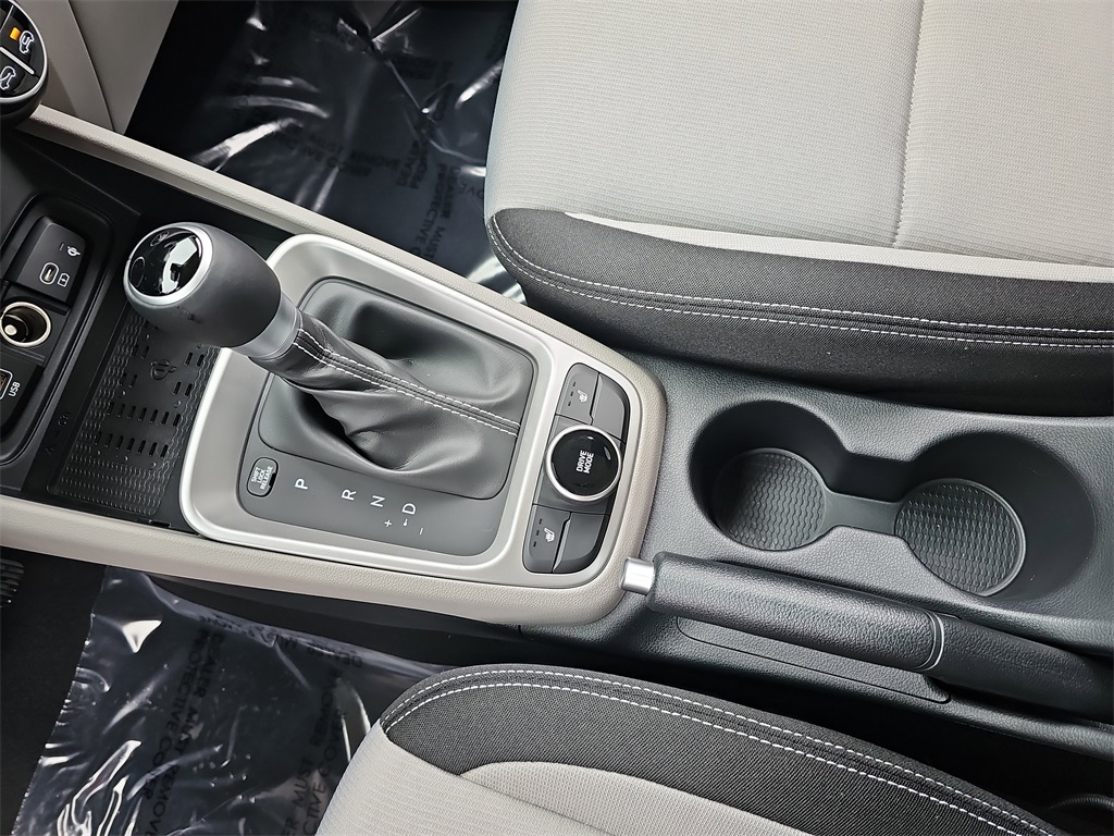 2026 Hyundai Venue SEL Image 23 of 34