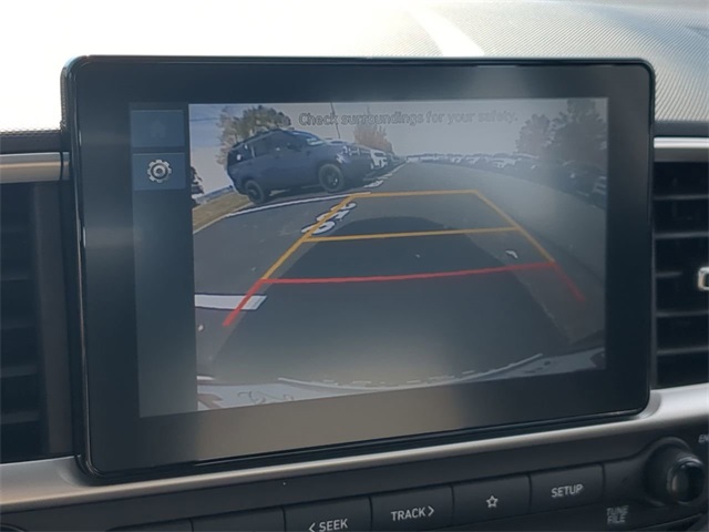 2026 Hyundai Venue SEL Image 15 of 27