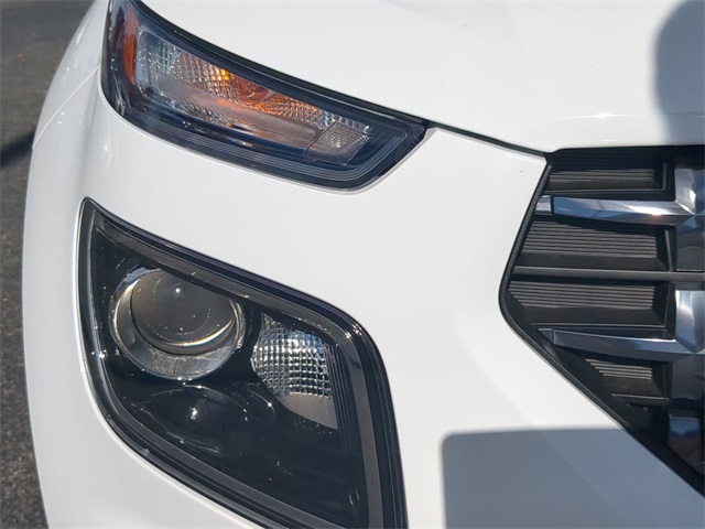 2026 Hyundai Venue SEL Image 19 of 27