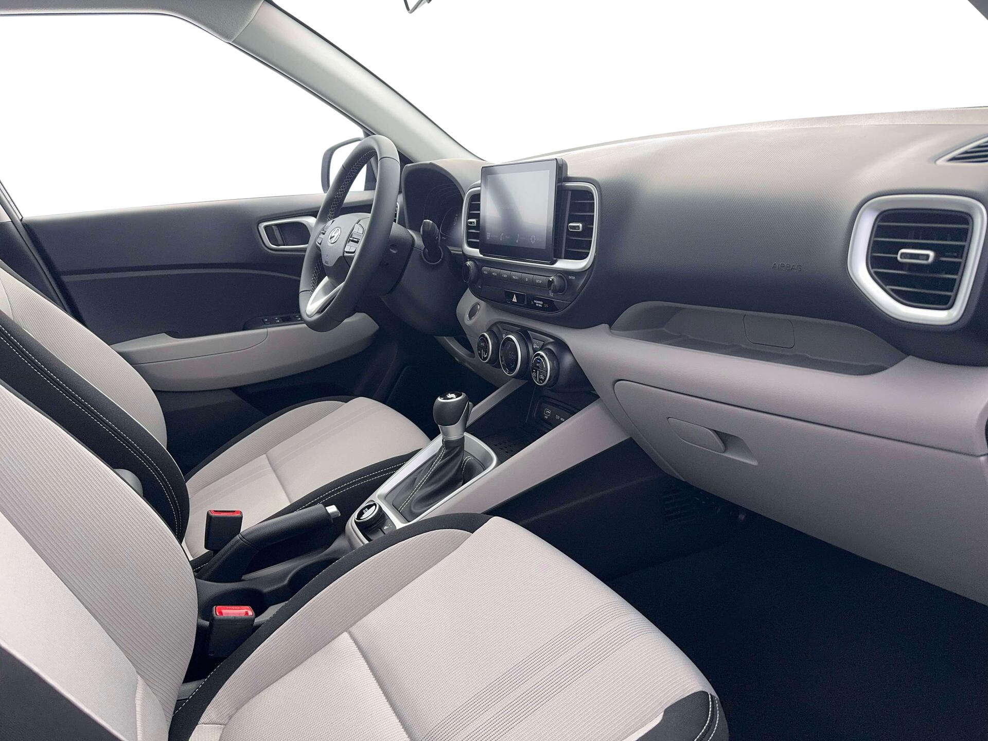 2026 Hyundai Venue SEL Image 17 of 19