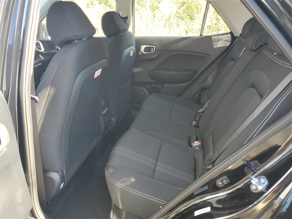 2026 Hyundai Venue SEL Image 10 of 25