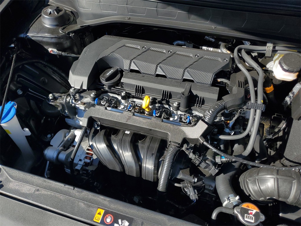 2026 Hyundai Venue SEL Image 6 of 25