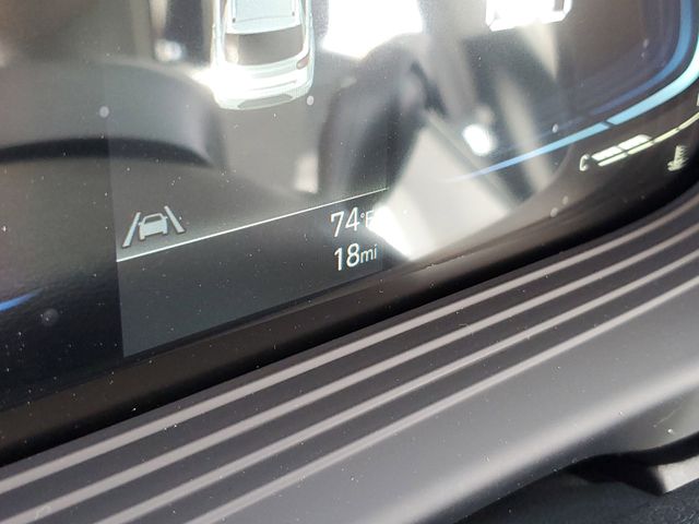 2026 Hyundai Venue SEL Image 12 of 30