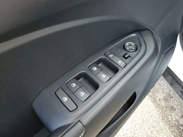 2026 Hyundai Venue SEL Image 23 of 30