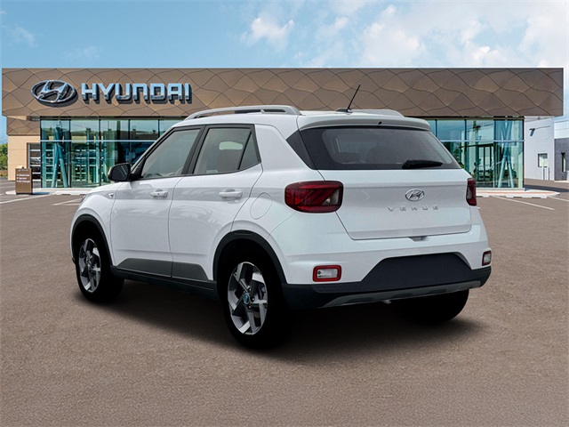 2026 Hyundai Venue SEL Image 11 of 12
