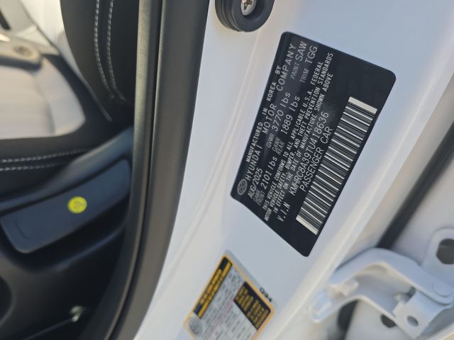 2026 Hyundai Venue SEL Image 38 of 45