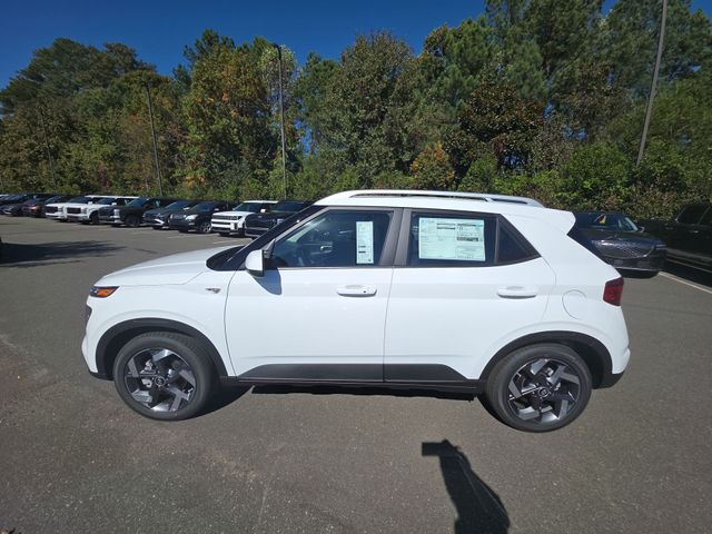 2026 Hyundai Venue SEL Image 15 of 45