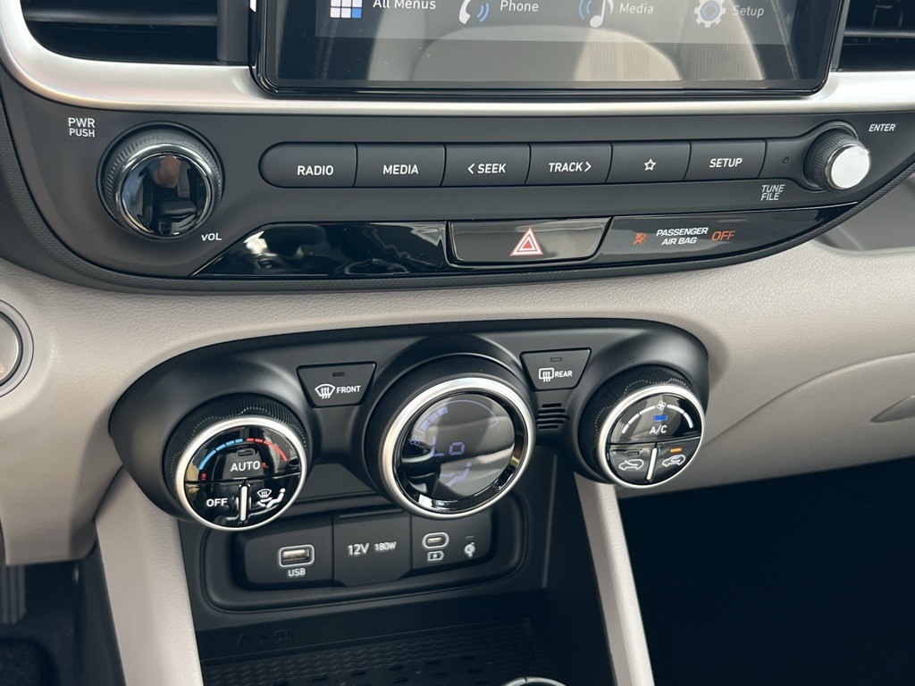 2026 Hyundai Venue SEL Image 11 of 16